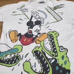 Vinrage Disney Tee with Mickey Mouse